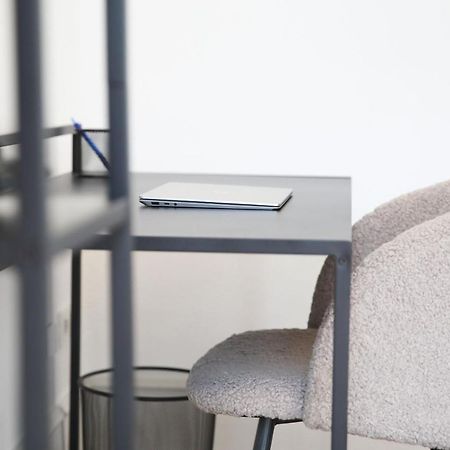 Palais Passy~Design Suite Mit Ausblick Im Zentrum فيسبادن المظهر الخارجي الصورة