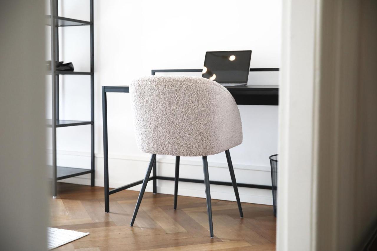 Palais Passy~Design Suite Mit Ausblick Im Zentrum فيسبادن المظهر الخارجي الصورة