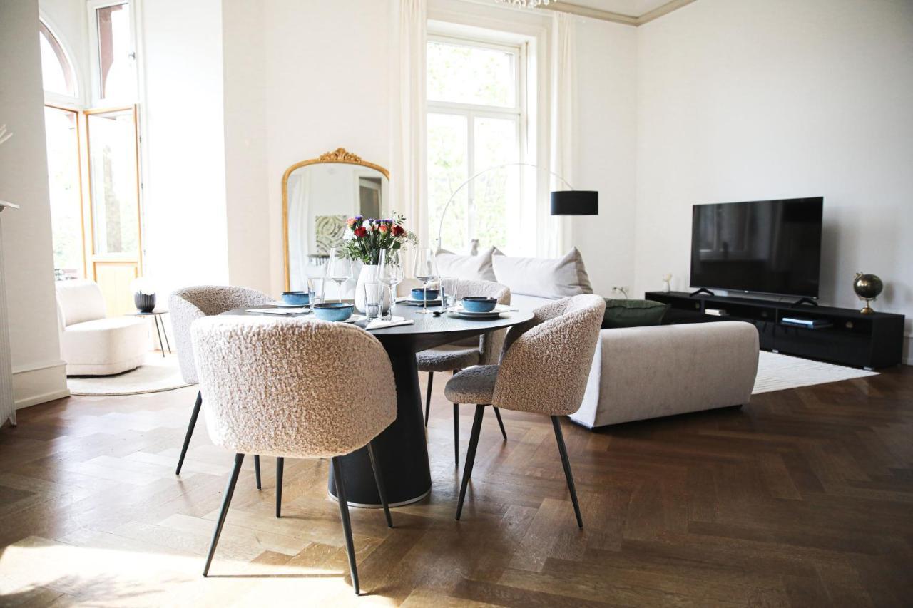 Palais Passy~Design Suite Mit Ausblick Im Zentrum فيسبادن المظهر الخارجي الصورة